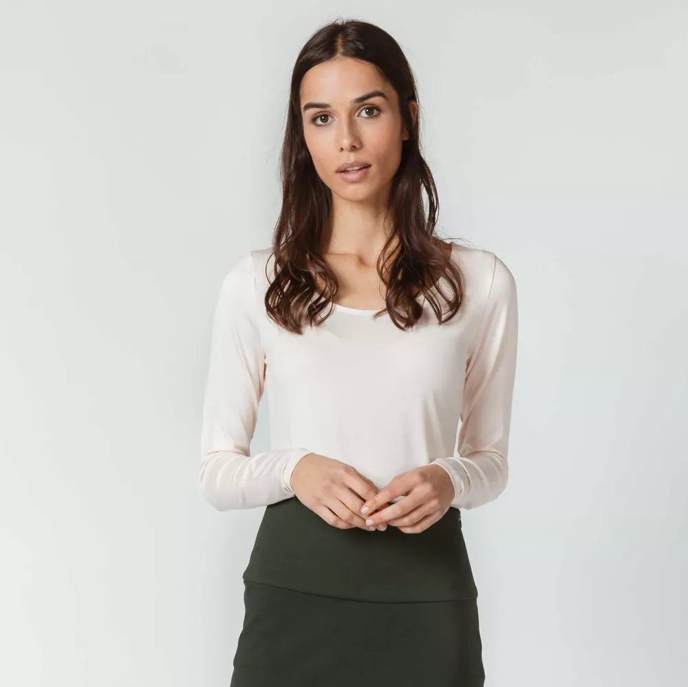 Top HOGEITAHAMABI crème rose