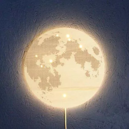 Applique lumineuse L.U.N.E