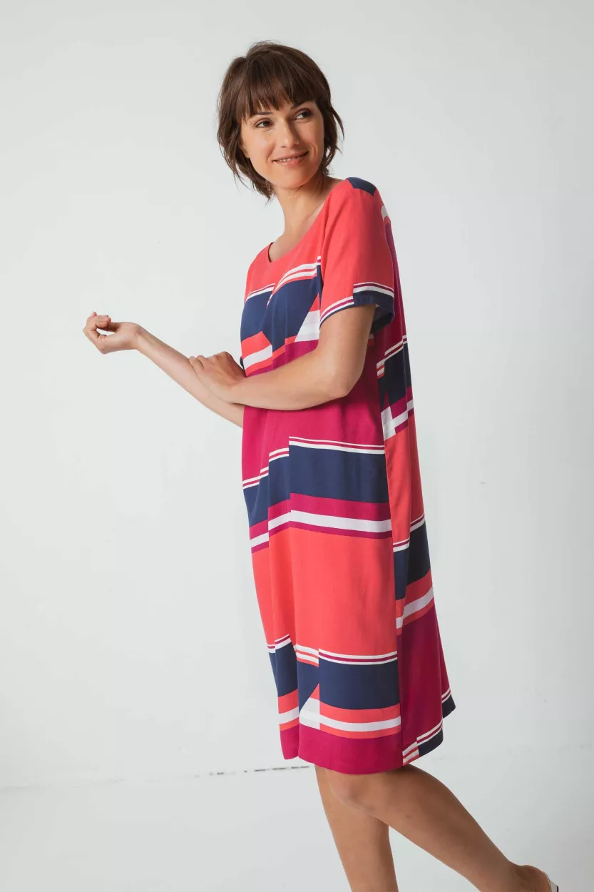 Robe KAI cerise bloc – vue 3