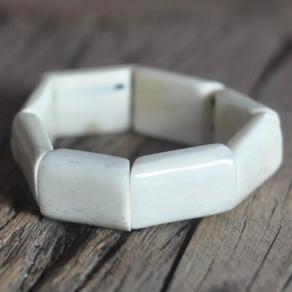 Bracelet en os de zébu