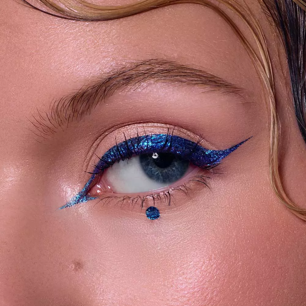 Eyeliner Pailleté Bleu Électrique – vue 2