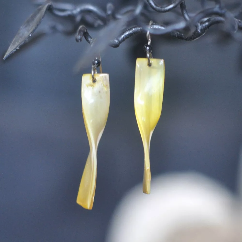 Boucles d'oreilles Torsades jaunes