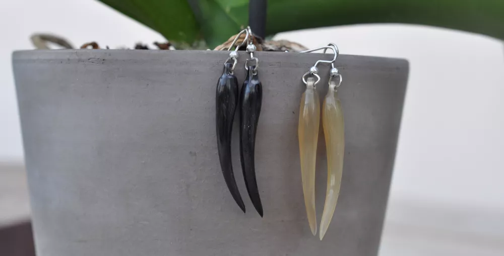 Boucles d'oreilles piments noires – vue 3