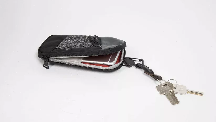 Etui pour smartphone sur tour de cou NATTY Shield series Black – vue 5