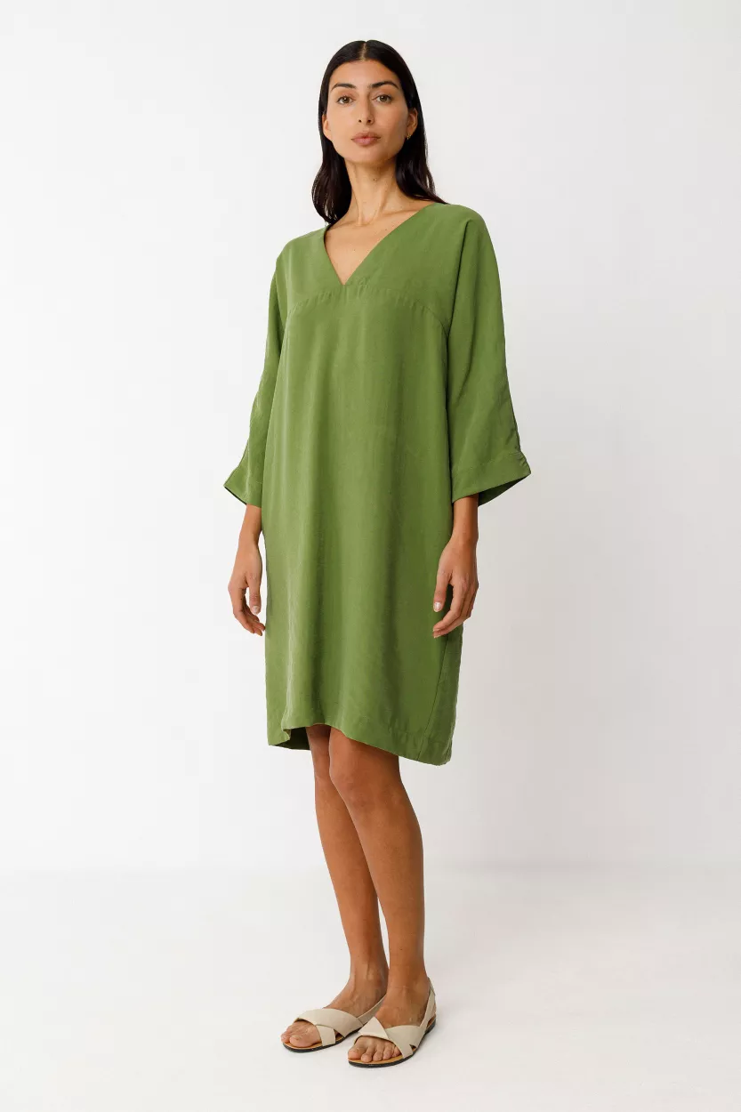 Robe NIKOLE vert avocat