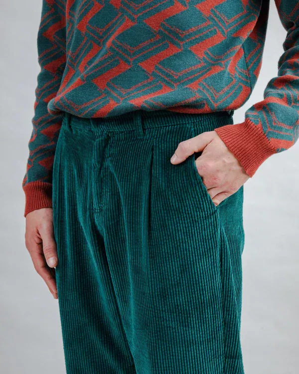Pantalon à pinces en velours côtelé Vert foncé – vue 2