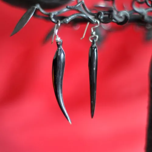 Boucles d'oreilles piments noires